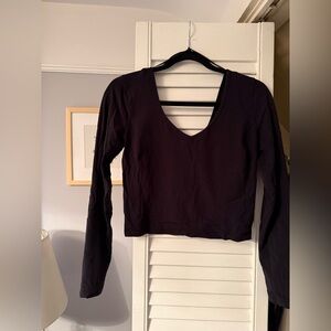 Lululemon Black V-Neck Long Sleeve Top